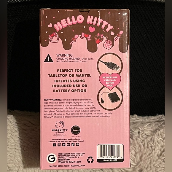 Hello Kitty Valentine’s Airblown Inflatable - Picture 3 of 3